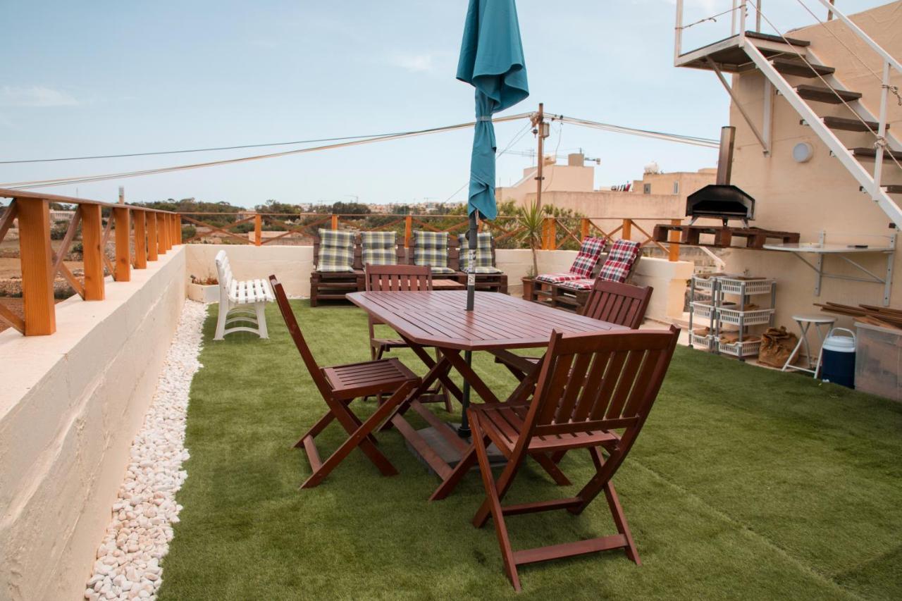Tal-Karmnu Entire House With Private Heated Pool And Jacuzzi Villa Kirkop ภายนอก รูปภาพ