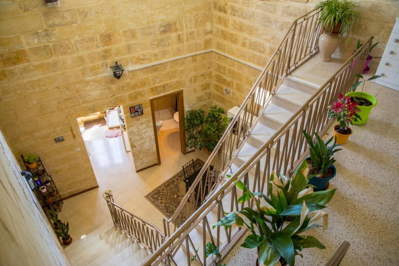 Tal-Karmnu Entire House With Private Heated Pool And Jacuzzi Villa Kirkop ภายนอก รูปภาพ